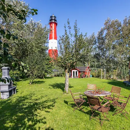 Austernfischer Haus * Pellworm