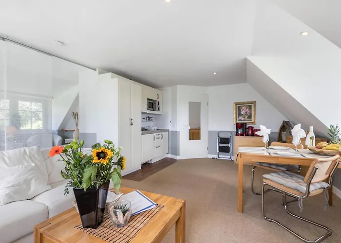 Austernfischer Haus * Pellworm